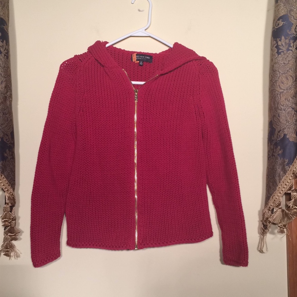 Jones New York. PP. Raspberry hoodie sweater